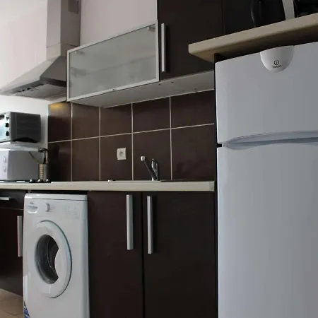 Appartement Jonzac, 2 Pièces, 2 Personnes - Fr-1-246d-14