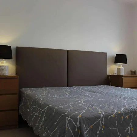 Appartement Jonzac, 2 Pièces, 2 Personnes - Fr-1-246d-14 *